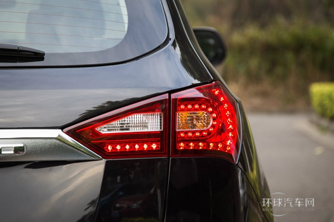 2014款 1.5T旗艦版車型