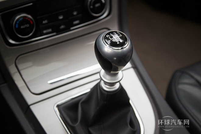 2014款 1.5T旗艦版車型