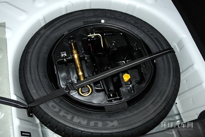 2013款 兩廂 1.6L 手動樂享型