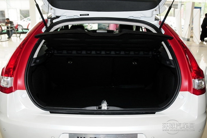 2013款 兩廂 1.6L 手動樂享型