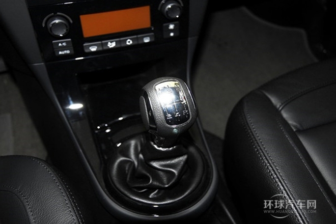 2013款 兩廂 1.6L 手動(dòng)樂享型