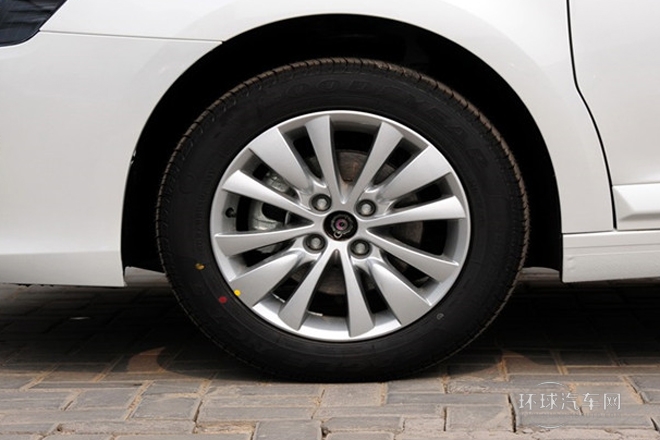 2013款 兩廂 1.6L 自動樂尚型