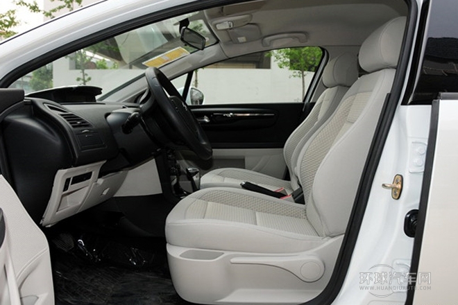 2013款 兩廂 1.6L 自動樂尚型