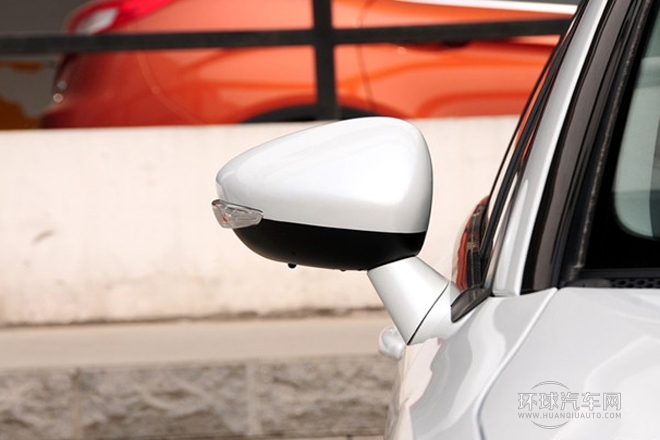 2013款 兩廂 1.6L 自動樂尚型