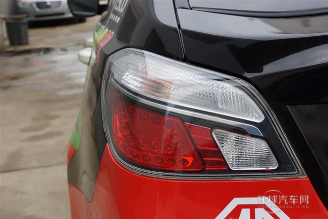 2013款 掀背 1.8T 自動豪華版