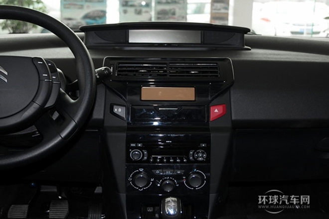 2013款 兩廂 1.6L 手動(dòng)樂尚型