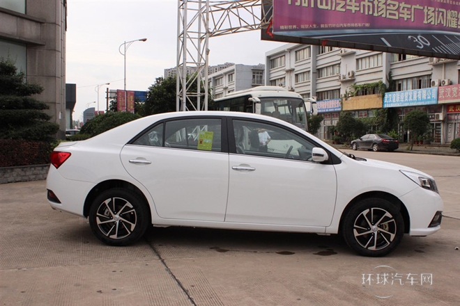 2014款 1.5L 新視界版手動時尚型