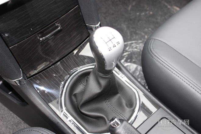 2014款 1.5L 新視界版手動時尚型