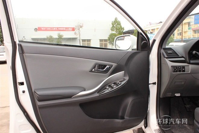 2014款 1.5L 新視界版手動時尚型