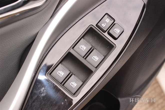 2014款 1.5L 新視界版手動時尚型