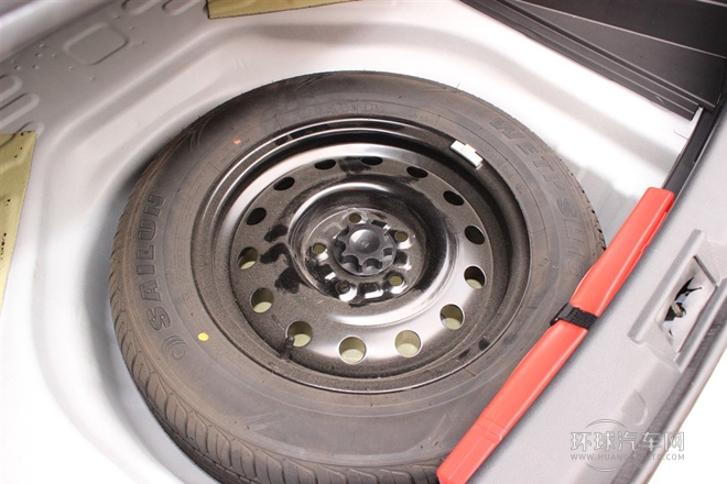 2014款 1.5L 新視界版手動時尚型