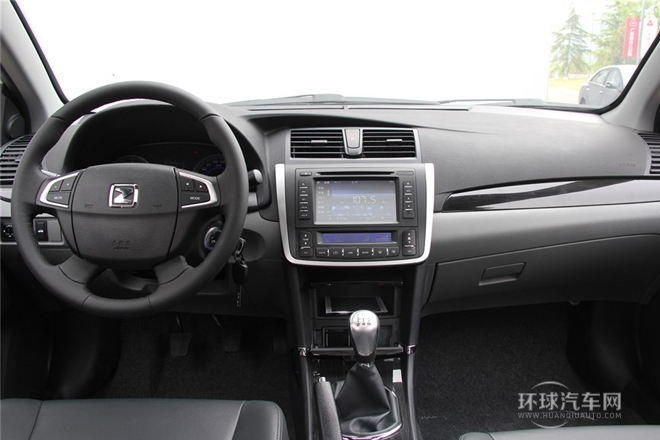 2014款 1.5L 新視界版手動(dòng)豪華型