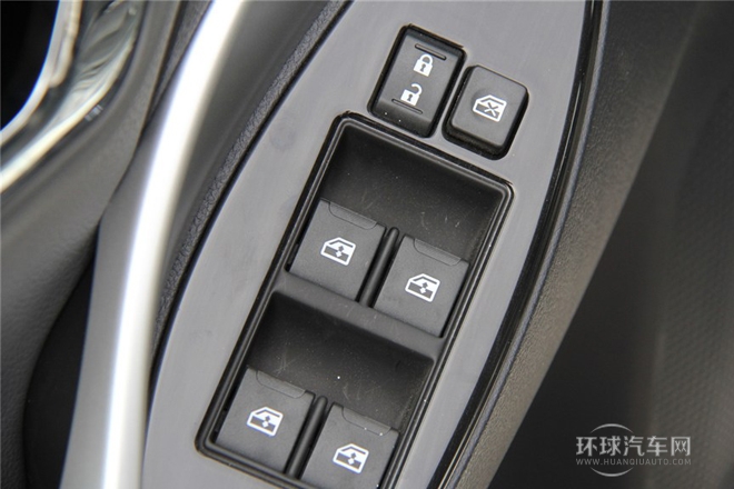 2014款 1.5L 新視界版手動豪華型