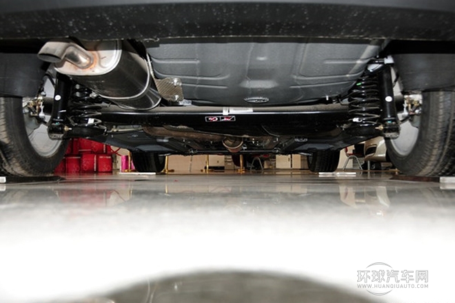 2013款 三廂 2.0L 自動品悅型