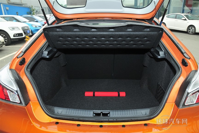 2014款 掀背 1.8L 手動駕值版