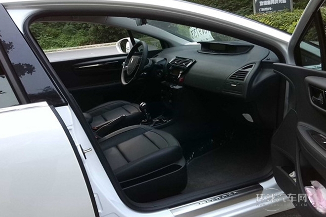 2013款 三廂 1.6L 手動品享型