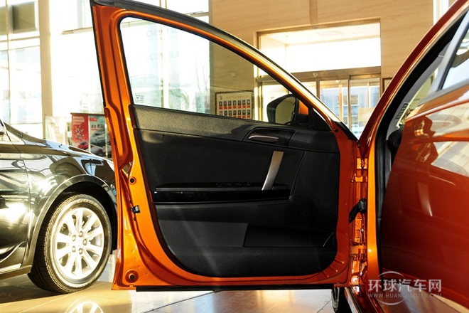 2014款 掀背 1.8L 自動駕值版