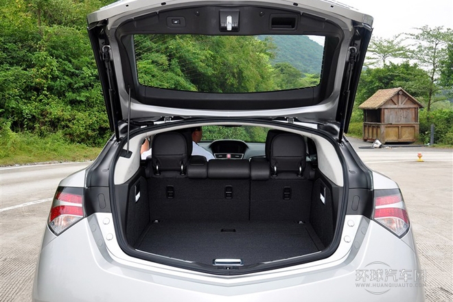 2012款 3.7 標準版