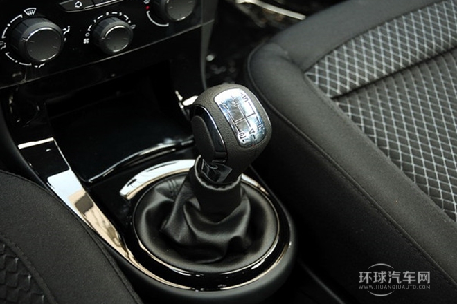 2013款 三廂 1.6L 手動品尚型