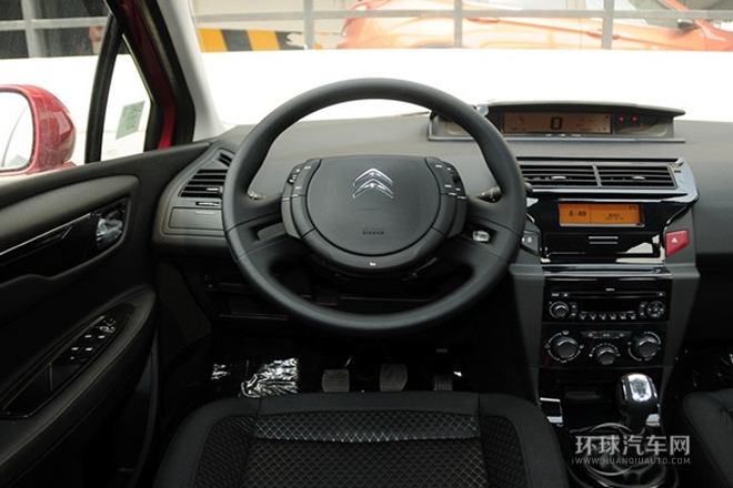 2013款 三廂 1.6L 手動品尚型