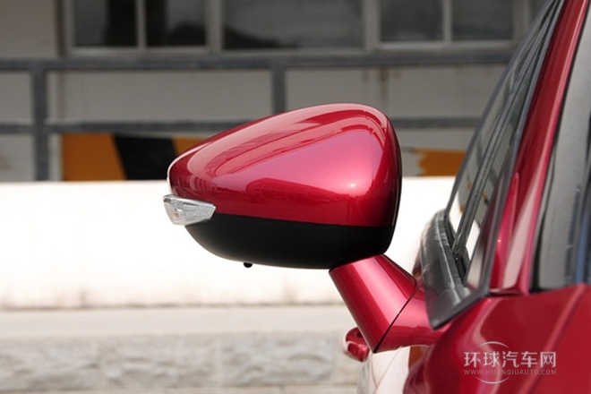 2013款 三廂 1.6L 手動品尚型