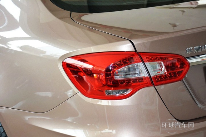 2014款 1.6L 手動豪華型