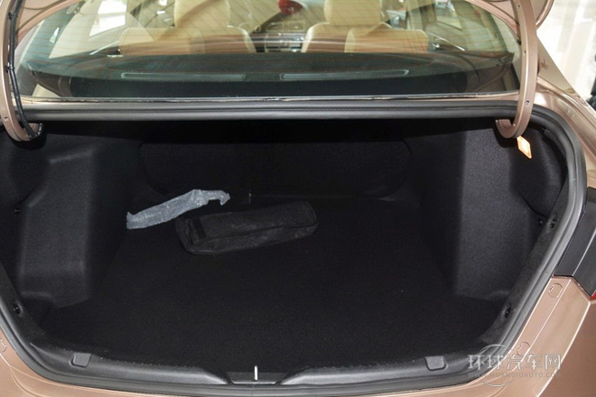 2014款 1.6L 手動(dòng)豪華型