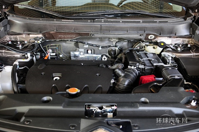 2013款 2.0L 兩驅豪華版