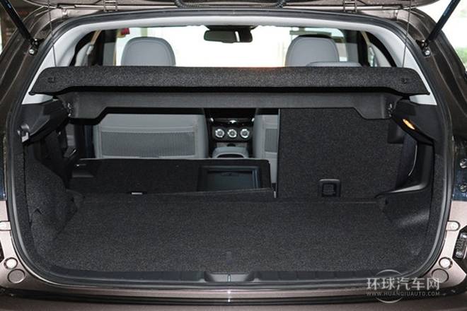 2013款 2.0L 兩驅豪華版