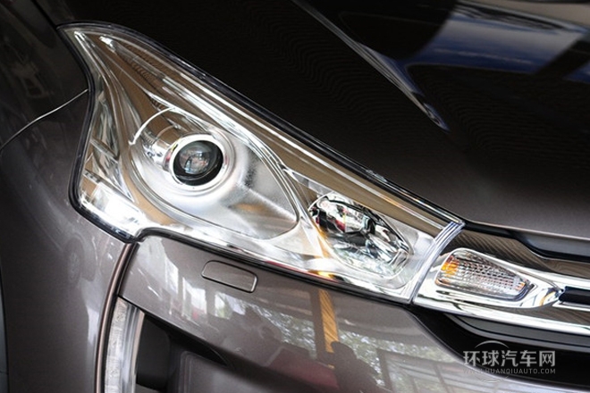 2013款 2.0L 兩驅豪華版