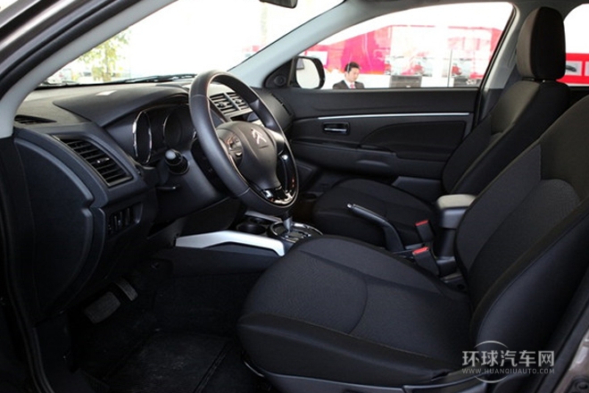 2013款 2.0L 四驅舒適版