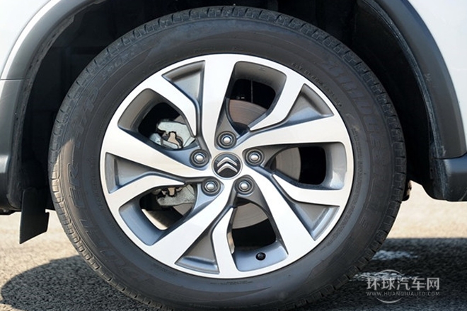 2013款 2.0L 四驅(qū)豪華版