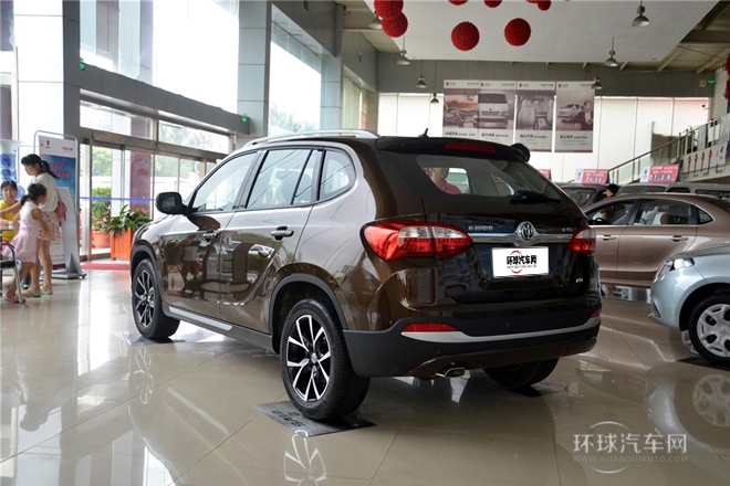 1.5T 手動兩驅(qū)運動型