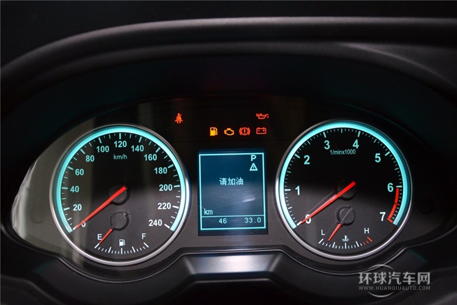 1.5T 手動(dòng)兩驅(qū)運(yùn)動(dòng)型