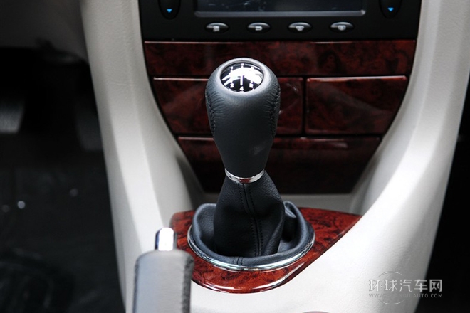 2010款 1.8T 手動舒適版