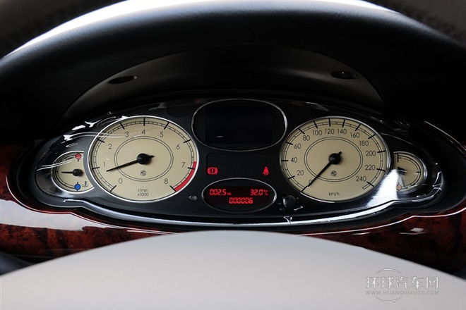 2010款 1.8T 手動舒適版