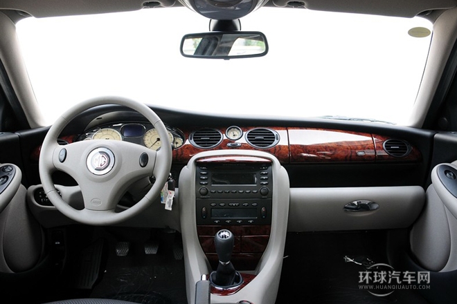 2010款 1.8T 手動舒適版