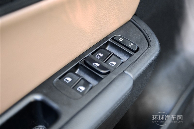 1.5T 自動兩驅(qū)豪華型