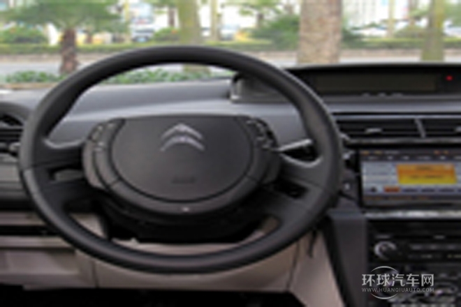 2014款 VTS版 1.6L 自動品尚型