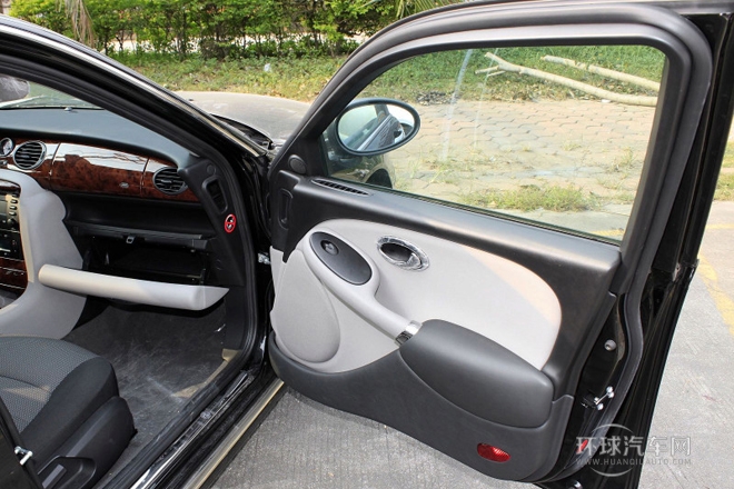 2010款 1.8T 自動加長舒適版