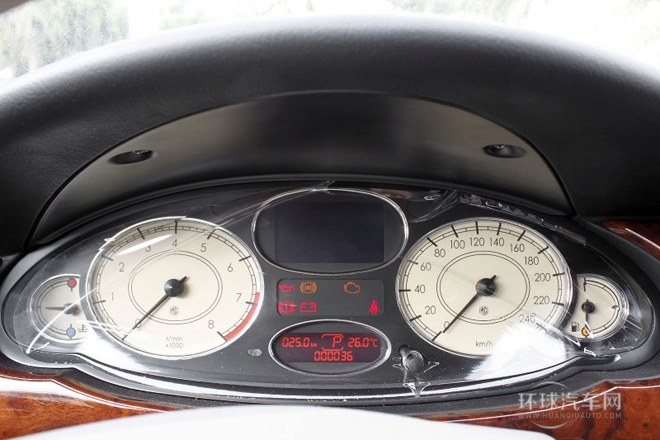 2010款 1.8T 自動加長舒適版