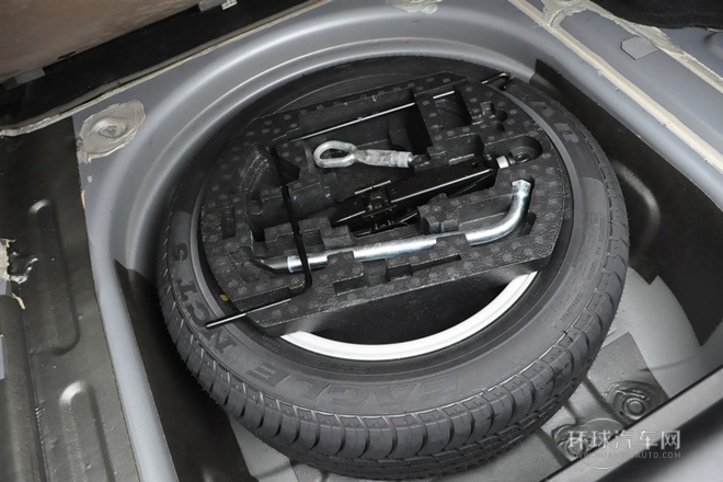 2010款 1.8T 自動精英版