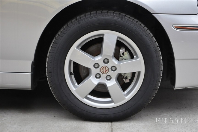 2010款 1.8T 自動(dòng)精英版