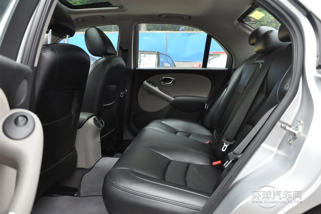 2010款 1.8T 自動(dòng)精英版