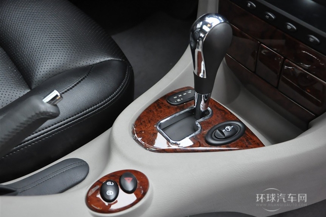 2010款 1.8T 自動精英版