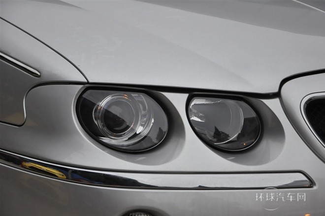 2010款 1.8T 自動精英版