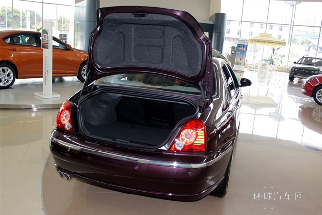 2010款 1.8T 自動舒適版