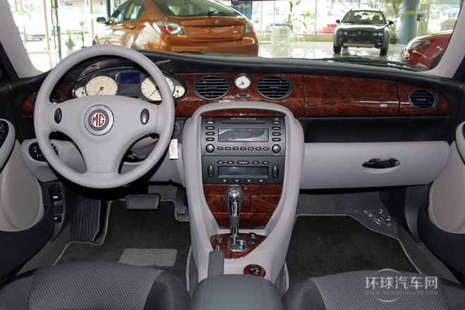 2010款 1.8T 自動舒適版