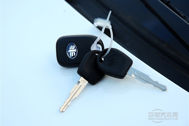 2014款 兩廂 1.5L 手動豪華型