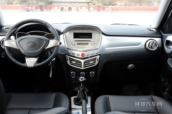 2014款 兩廂 1.5L 手動豪華型